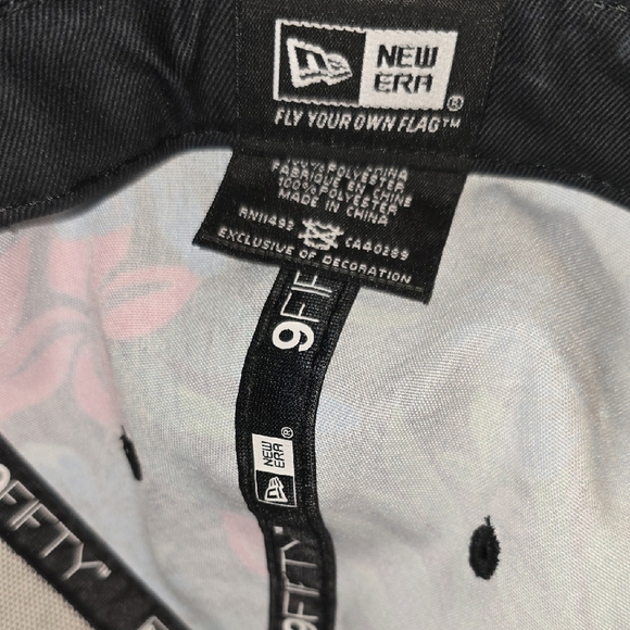 New Era Floral Chicago Bulls Snapback Cap - Black, Blue, Pink, Green - Picture 6 of 7